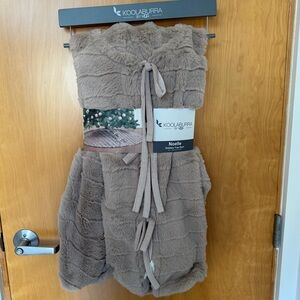 Koolaburra by UGG, Noelle Holiday Tree Skirt, 54” Round MSRP $70